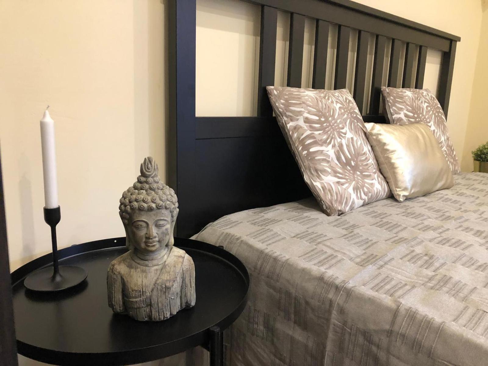 Black & White Apartments • Black Eger Ngoại thất bức ảnh